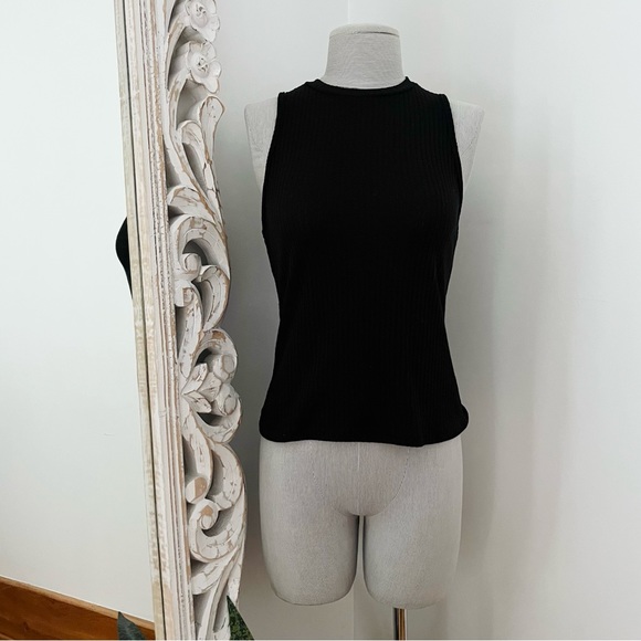 FREE WITH BUNDLE - Ribbed Cami - Picture 4 of 5